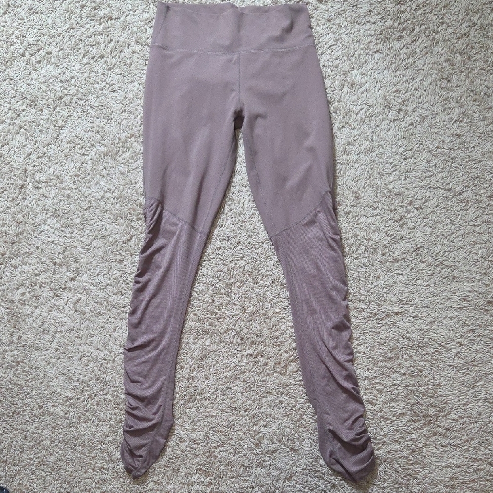 Fabletics Taupe Workout Leggings, Size Medium, Barely Worn!